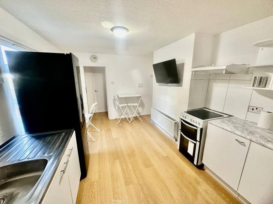Cosy Two Bedroom Apartment,Se13 Лондон Экстерьер фото