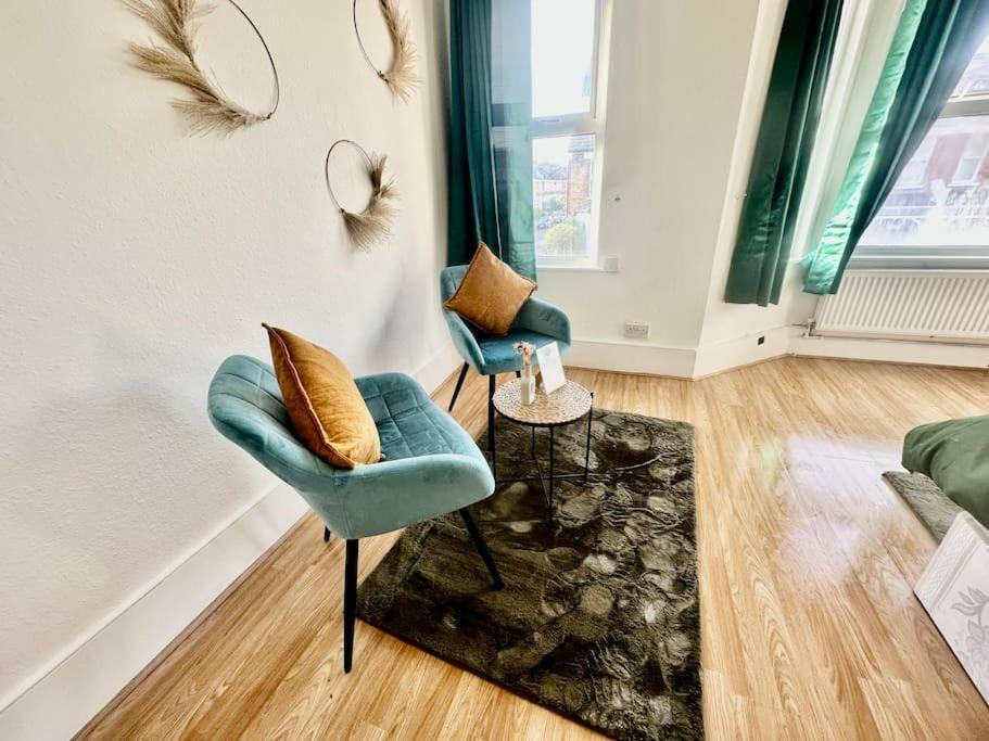Cosy Two Bedroom Apartment,Se13 Лондон Экстерьер фото